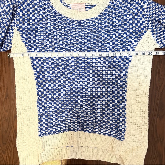 Rare Romeo & Juliet Couture Contrast Trim Textured Knit Sweater Sz M Blue Cream - Picture 7 of 10
